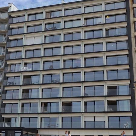 Studio 105 Op Zeedijk Met Frontaal Zeezicht 1Ste Verdiep Middelkerke Zewnętrze zdjęcie