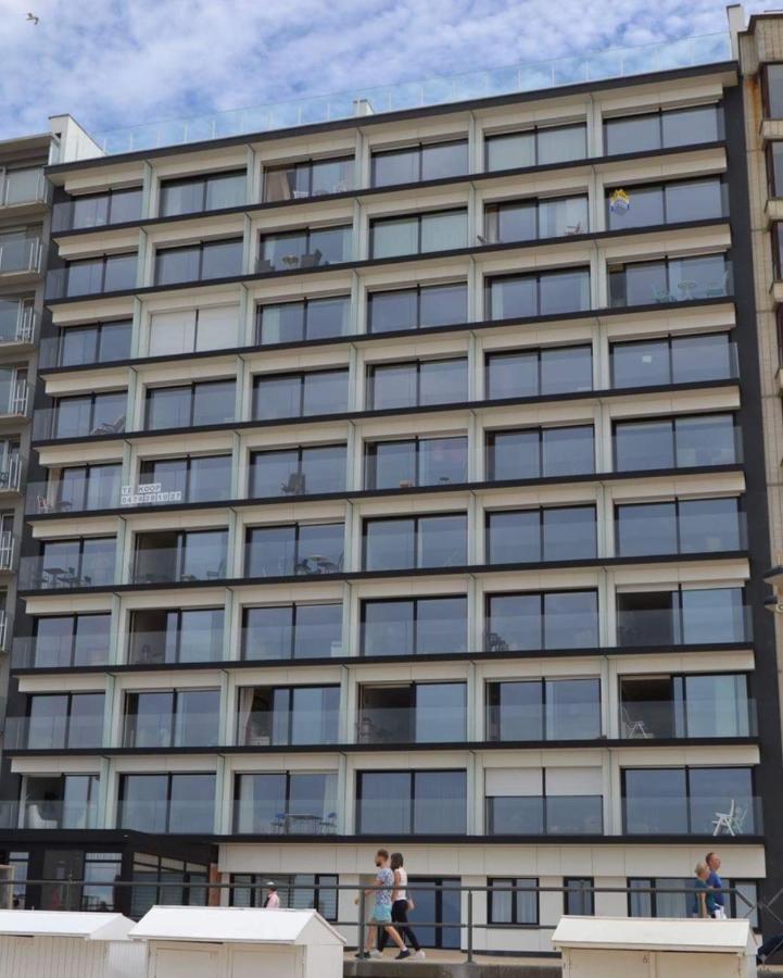 Studio 105 Op Zeedijk Met Frontaal Zeezicht 1Ste Verdiep Middelkerke Zewnętrze zdjęcie